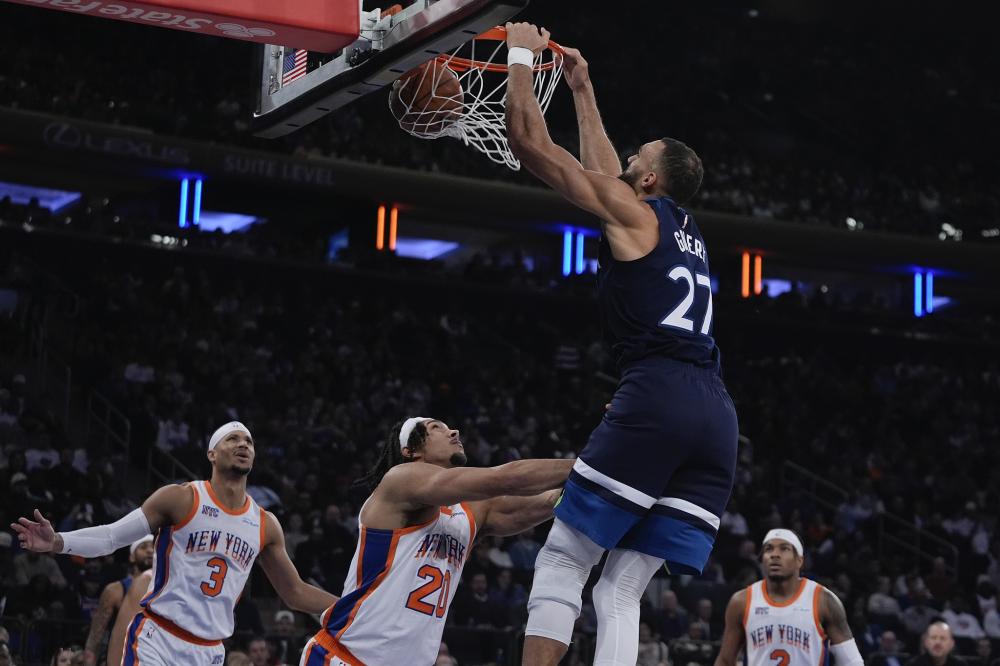 观众热情高 观众热情高