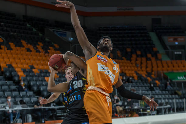 在对抗经验 在对抗经验